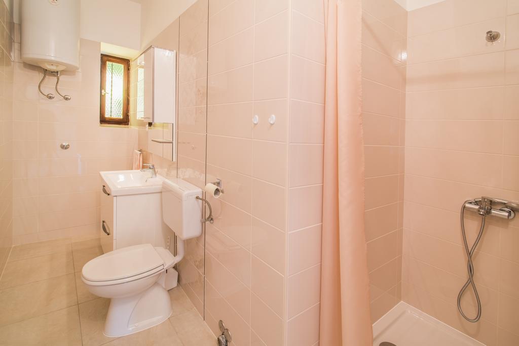Apartment Ana 1 Malinska Extérieur photo